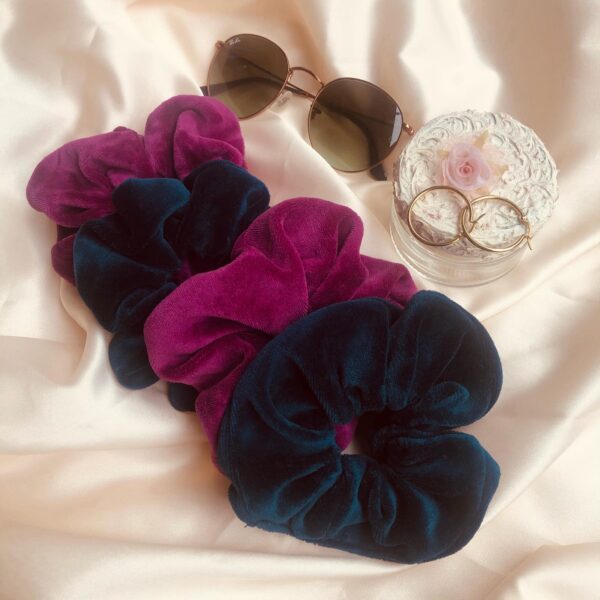 Scrunchie απο βελούδο